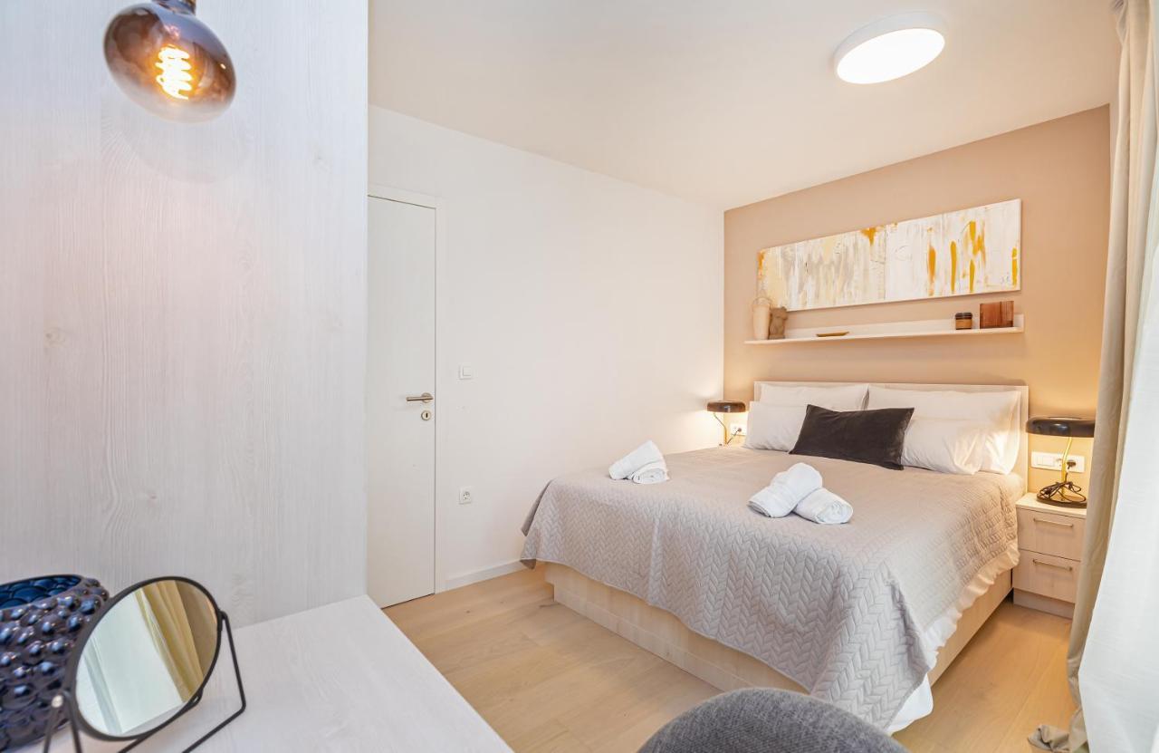 Sunny Lol Port Apartments In The City Centre Dubrovnik Exterior photo