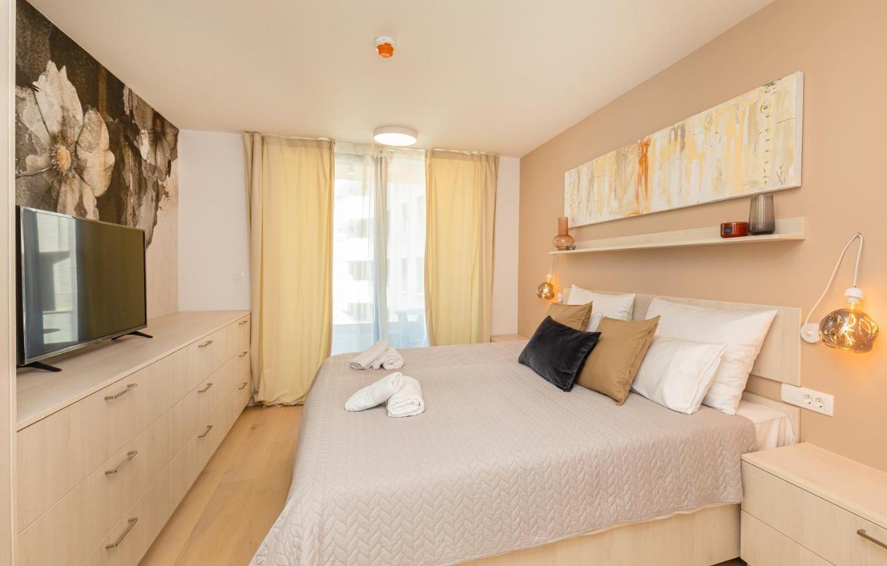 Sunny Lol Port Apartments In The City Centre Dubrovnik Exterior photo